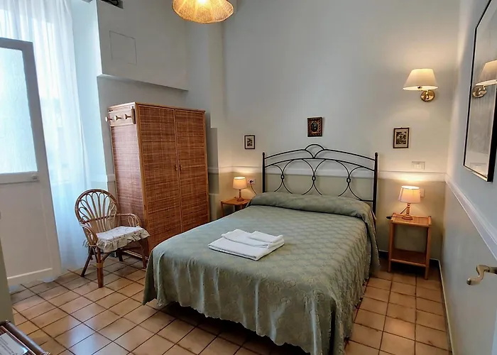 Residenza Maritti Deco Style- בית הארחה 4*